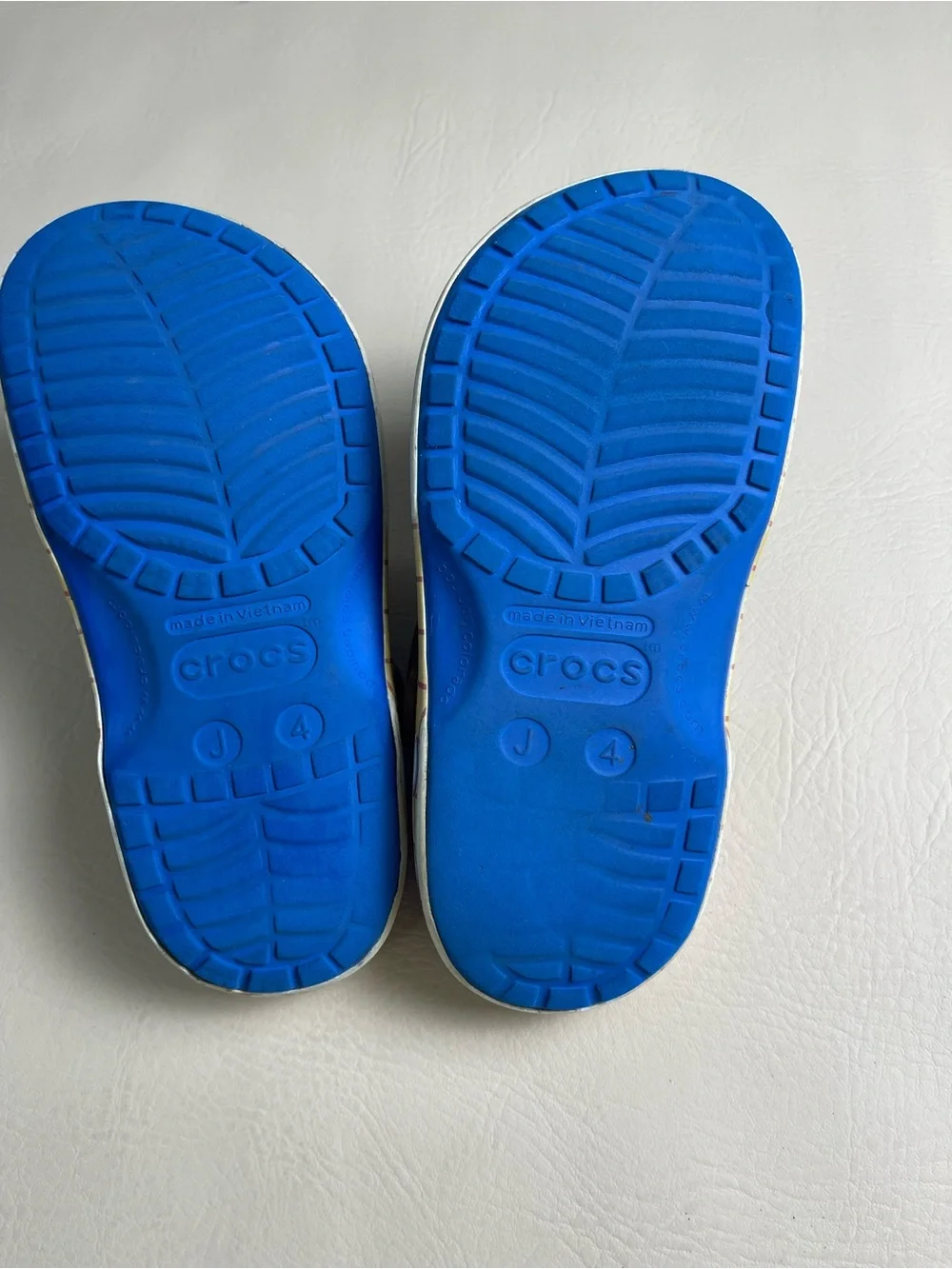 CROCS Woody Cow Print Clogs in White, Black & Blue with Brown Strap J4 used